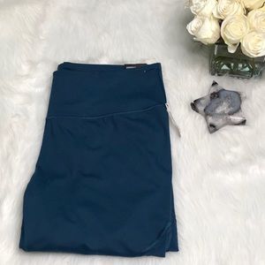 Victoria Secret Sport knockout Capri size XL